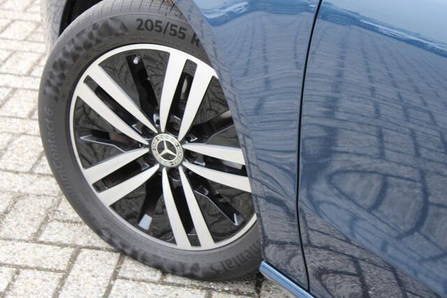 Mercedes-Benz CLA-KLASSE 180 AUT7 Luxury Line PANORAMADAK LEDER MEMORY KEY-LESS GO MULTIBEAM SFEER NL AUTO