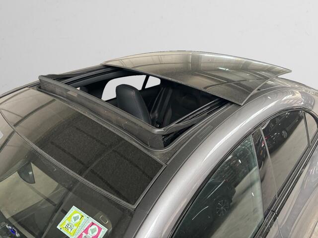 Mercedes-Benz CLA-KLASSE 250 e AMG 233pk Aut- Panoramadak, Sfeerverlichting, Burmester Audio, Stoelverwarming