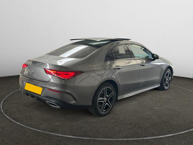 Mercedes-Benz CLA-KLASSE 250 e AMG 233pk Aut- Panoramadak, Sfeerverlichting, Burmester Audio, Stoelverwarming