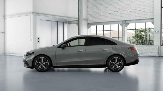Mercedes-Benz CLA-KLASSE 220 4MATIC Business Solution AMG | Panoramadak | Trekhaak | Memorypakket | Sportstoelen | Nightpakket |