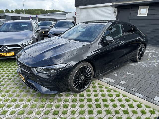 Mercedes-Benz CLA-KLASSE 180 Bns Sol AMG