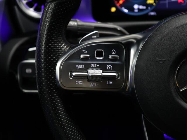 Mercedes-Benz CLA-KLASSE 200 Business Solution AMG [SFEERVERLICHTING, LED, STOELVERWARMING, BLUETOOTH, CRUISE, NAVIGATIE, CAMERA, PDC, DIGITAL DASH, NIEUWSTAAT]