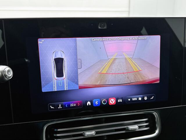 Mercedes-Benz CLA-KLASSE 200 Business Solution AMG | Parkeerpakket | Smartphone integratie | URBAN GUARD | Vast panoramadak | Sfeerverlichting | Adaptieve cruisecontrol | Stoelverwarming |