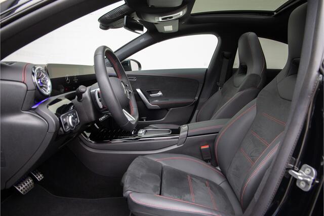 Mercedes-Benz CLA-KLASSE 200 AMG Premium Pano, Nightpack, Key-Less, 2025