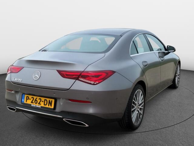 Mercedes-Benz CLA-KLASSE 180 Business Solution Luxury Aut | Sfeerverlichting | 18" MB mul
