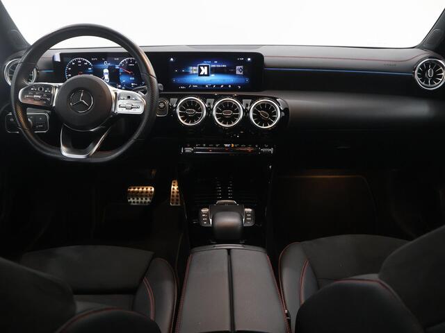 Mercedes-Benz CLA-KLASSE 250 e Premium Plus | Night pakket | AMG | Sfeerverlichting | Stoelverwarming | 360 camera |