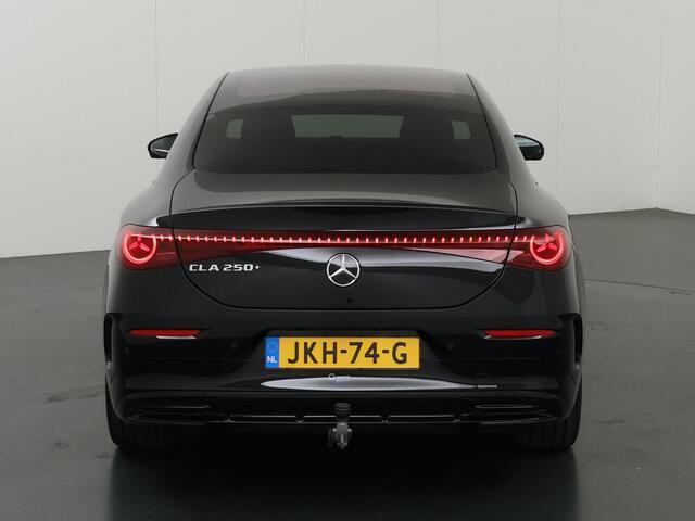 Mercedes-Benz CLA-KLASSE 250+ Launch Edition 85.5 kWh | AMG | Night | Panoramadak | Stoelverwarming | DISTRONIC | Achteruitrijcamera | Dodehoekassistent |