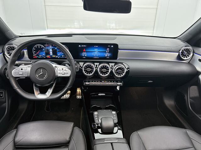 Mercedes-Benz CLA-KLASSE 250 e AMG Plug-In Hybride | Premium Plus Pack | 360° camera | Panramadak | Inclusief 24 maanden MB Certified garantie voor Europa.