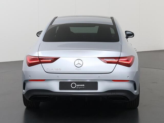 Mercedes-Benz CLA-KLASSE 180 Business Solution AMG | Panoramaschuifdak | AMG-line plus | Head-Up | Dodehoekassistent | Nightpakket |