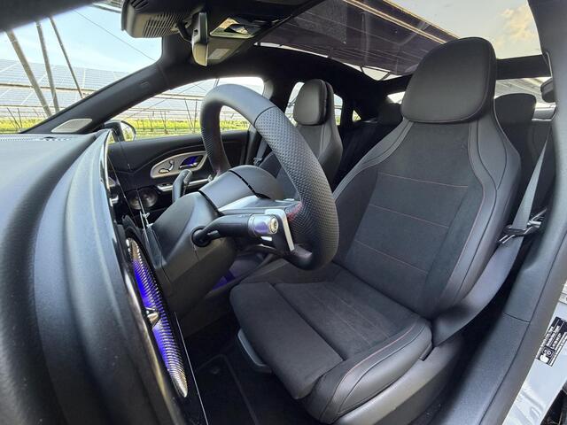 Mercedes-Benz CLA-KLASSE 180 Business Solution AMG | Night | Premium Plus | Trekhaak | Winterpakket | Burmester | Massage | Head -Up | 360 camera | Multibeam LED |