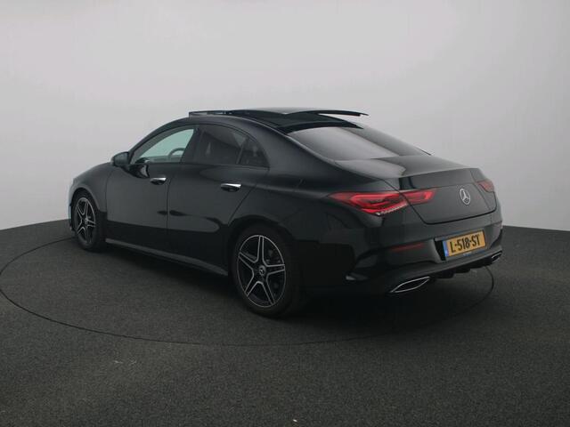 Mercedes-Benz CLA-KLASSE 180 Business Solution AMG AMG Line | Night Pakket | Panorama Schuif-Kanteldak | MultiBeam Ledkoplampen | Parkeerpakket met achteruitrijcamera | Stoelverwarming. Inclusief 24 maanden Mercedes-Benz Certified garantie voor Europa.