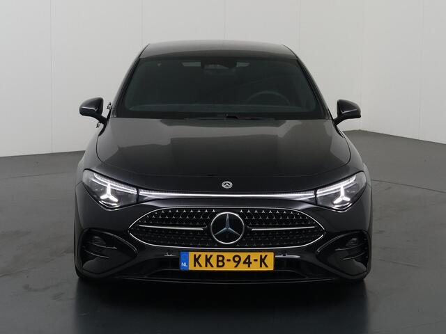 Mercedes-Benz CLA-KLASSE 180 Business Solution AMG | Panoramadak | Matrix Led | Night | 19"AMG velgen |