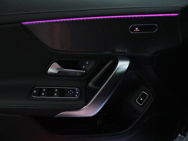 Mercedes-Benz CLA-KLASSE 250 e Plug-In Hybride Elektrische achterklep | Smartphone integratie | Keyless Go | Inclusief 24 maanden Mercedes-Benz Certified garantie voor Europa.
