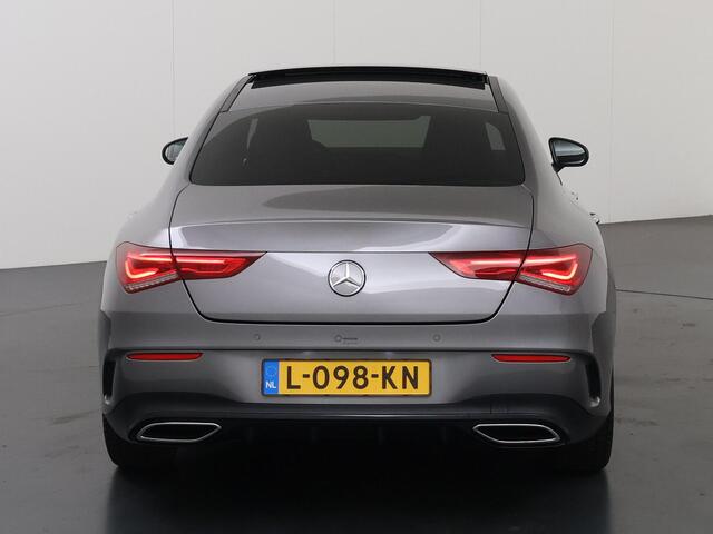 Mercedes-Benz CLA-KLASSE 180 Business Solution AMG | Night pakket | Panoramadak | Stoelverwarming | Burmester |