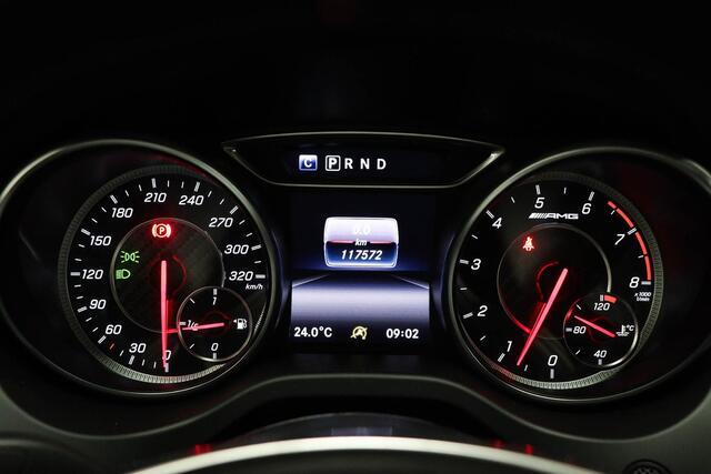 Mercedes-Benz CLA-KLASSE AMG 45 4MATIC Ambition | PANORAMADAK | SFEERVERLICHTING | RECARO | STOELVERWARMING | CAMERA | 19"