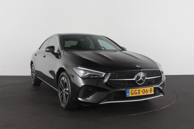 Mercedes-Benz CLA-KLASSE 250 e Star Edition > Keyless/Camera/Cruise control adaptief/Stoelverwarming...
