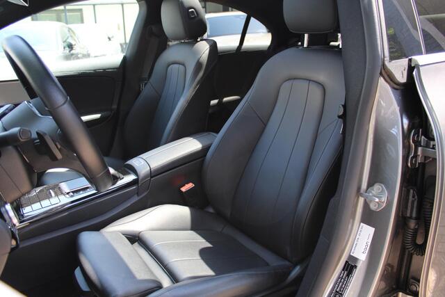 Mercedes-Benz CLA-KLASSE 180 Luxury | Lederen bekleding | Panorama | LED