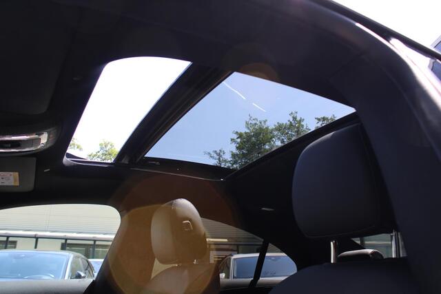 Mercedes-Benz CLA-KLASSE 180 Luxury | Lederen bekleding | Panorama | LED