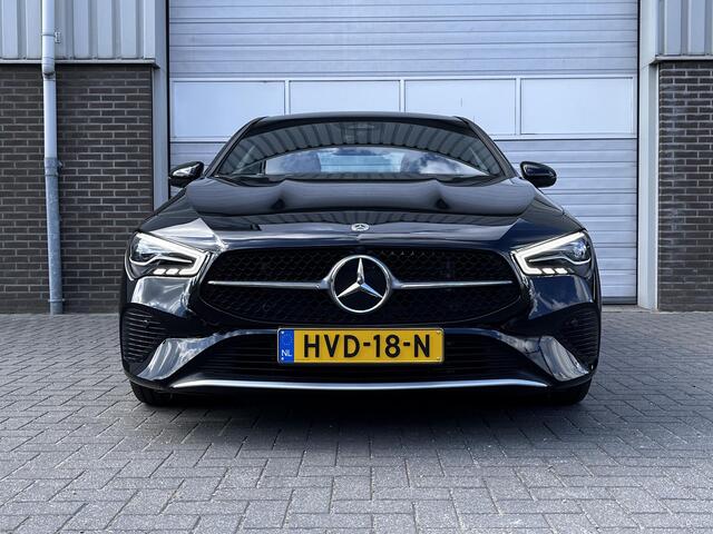 Mercedes-Benz CLA-KLASSE 180 Star Edition | Apple CarPlay | Android Auto | Volledig Digitaal Display | Stoelverwarming | Parkeersensoren | Achteruitrijcamera | Elektrisch Inklapbare Buitenspiegels