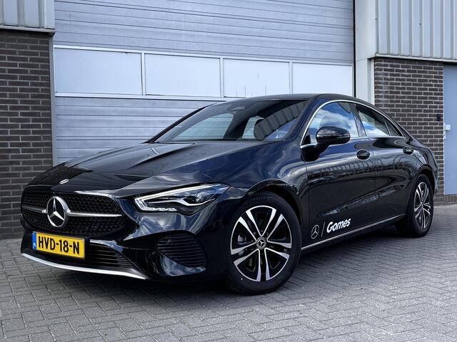 Mercedes-Benz CLA-KLASSE 180 Star Edition | Apple CarPlay | Android Auto | Volledig Digitaal Display | Stoelverwarming | Parkeersensoren | Achteruitrijcamera | Elektrisch Inklapbare Buitenspiegels