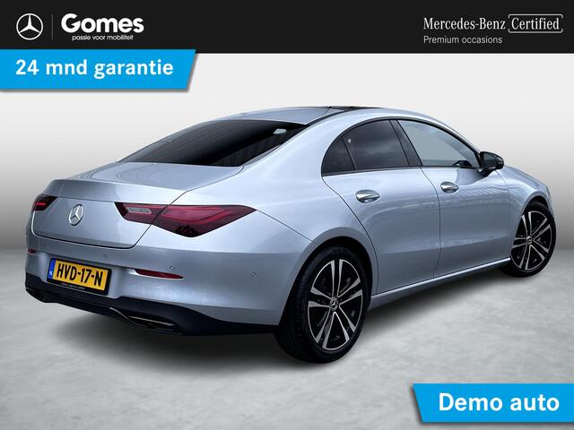 Mercedes-Benz CLA-KLASSE 180 Star Edition Luxury | Night Pakket | Panoramadak | Apple CarPlay | Android Auto | Sfeerverlichting | Stoelverwarming | Parkeersensoren | Achteruitrijcamera | Elektrisch Inklapbare Buitenspiegels
