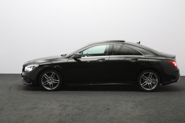 Mercedes-Benz CLA-KLASSE 180 Automaat 123 PK AMG-Line Business Solution, Panoramadak, Stoelverwarming, Camera