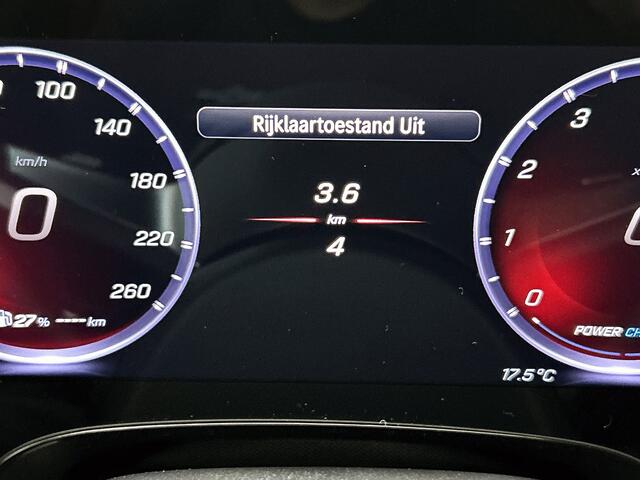 Mercedes-Benz CLA-KLASSE 200 Business Solution AMG | Plus Line | Premium Plus pakket | Winterpakket | Nightpakket | Rijassistentiepakket | MBUX Augmented Reality navigatie | Sportstoelen | Vast panoramadak | 19" multispaaks lichtmetalen AMG-velgen |