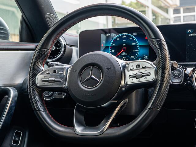 Mercedes-Benz CLA-KLASSE 200 Business Solution AMG ORG NL CAMERA 18 INCH MULTI LED WIDESCREEN