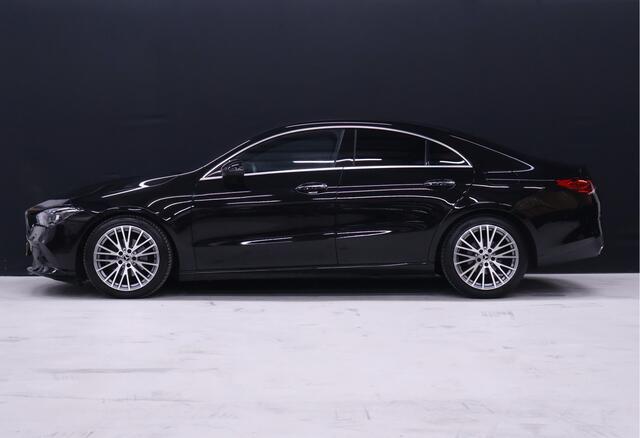 Mercedes-Benz CLA-KLASSE 180 Business Solution Luxury [SFEERVERLICHTING, APPLE CARPLAY, ANDROID AUTO, CAMERA, STOELVERWARMING, VOL LEDER, NIEUWSTAAT]