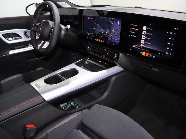 Mercedes-Benz CLA-KLASSE 200 Business Solution AMG | Night | AMG Line Plus | Superscreen | Head-Up | Burmester | Memory | Multibeam LED |