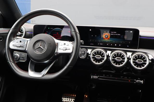 Mercedes-Benz CLA-KLASSE 250 4MATIC Premium Plus | Camera | Apple Carplay | Stoelverwarming | Climate control | Cruise control