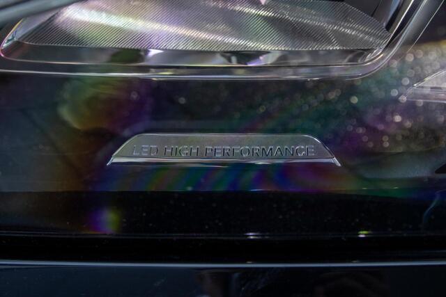 Mercedes-Benz CLA-KLASSE 180 Buss AMG PANO CAMERA CARPLAY LED