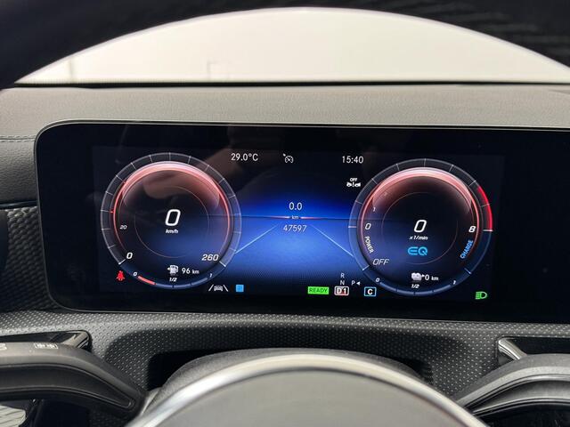 Mercedes-Benz CLA-KLASSE 250 e Luxury Line | Navigatie | Achteruitrijcamera | Stoelverwarming | Climate Control |