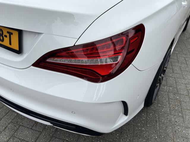 Mercedes-Benz CLA-KLASSE 180 Business Solution AMG Trekhaak, LED, Aut,