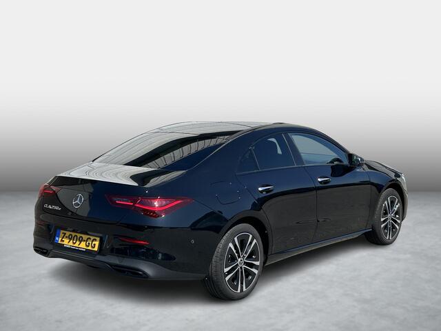 Mercedes-Benz CLA-KLASSE 250 e Luxury | Panoramadak | Nightpakket |