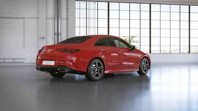 Mercedes-Benz CLA-KLASSE 200 Business Solution AMG | Panoramadak | Night pakket | Stoelverwarming | Sfeerverlichting |