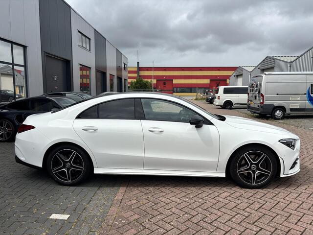 Mercedes-Benz CLA-KLASSE 220 4MATIC AMG Premium