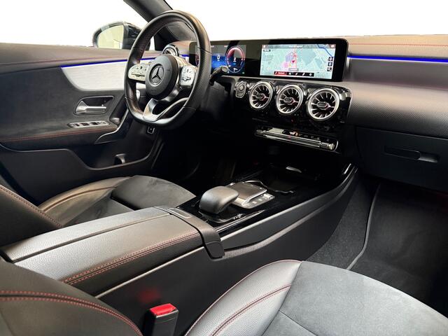 Mercedes-Benz CLA-KLASSE 250 e Business Solution AMG Limited I Widescreen I Leder I Ambient Lighting I Camera I Stoelverwarming
