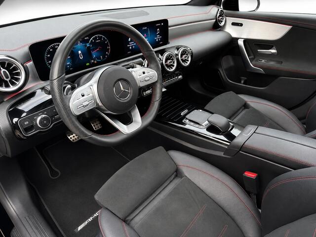 Mercedes-Benz CLA-KLASSE 200 AMG Night Edition Aut- Magno Grijs, NAP 49dkm, Dealer Onderhouden, Panoramadak, Sfeerverlichting