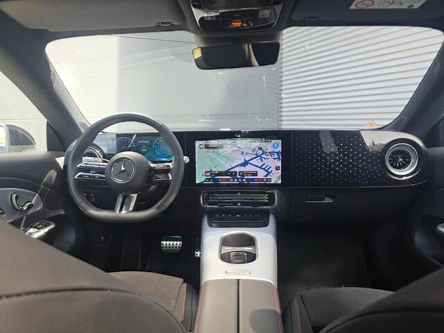 Mercedes-Benz CLA-KLASSE 250+ Launch Edition 85.5 kWh | Panoramadak | Trekhaak | Apple CarPlay & Android Auto