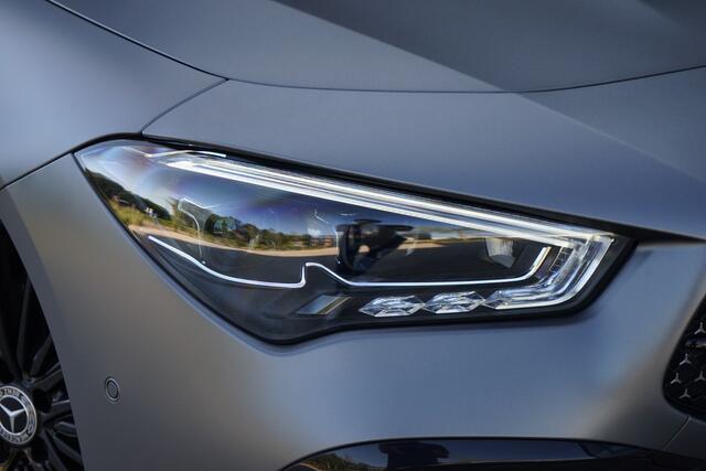 Mercedes-Benz CLA-KLASSE 180 AMG ACC Pano Memory 360 HUD IHC+ Ambient Keyless