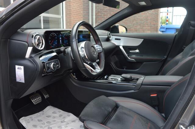 Mercedes-Benz CLA-KLASSE 250 e AMG | HYBRID - PANODAK - CAMERA