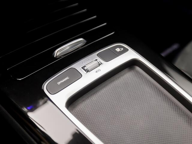 Mercedes-Benz CLA-KLASSE 180 AMG Sport Automaat (GROOT NAVI, LOGISCH NAP, CAMERA, LEDER, SPORTSTOELEN, GETINT GLAS, STOELVERWARMING, ELEK ACHTERKLEP, NIEUWSTAAT)