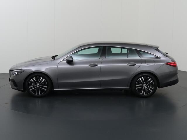 Mercedes-Benz CLA-KLASSE 180 Star Edition LIMITED | Stoelverwarming voor | Achteruitrijcamera | Led-koplampen