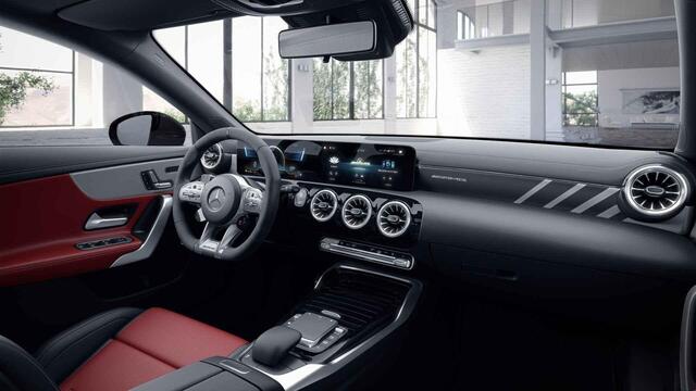 Mercedes-Benz CLA-KLASSE AMG 35 4MATIC | Panoramadak | 19 inch | Memory pakket | HUD | Spoiler |