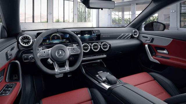 Mercedes-Benz CLA-KLASSE AMG 35 4MATIC | Panoramadak | 19 inch | Memory pakket | HUD | Spoiler |