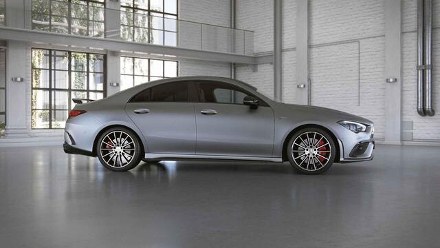 Mercedes-Benz CLA-KLASSE AMG 35 4MATIC | Panoramadak | 19 inch | Memory pakket | HUD | Spoiler |