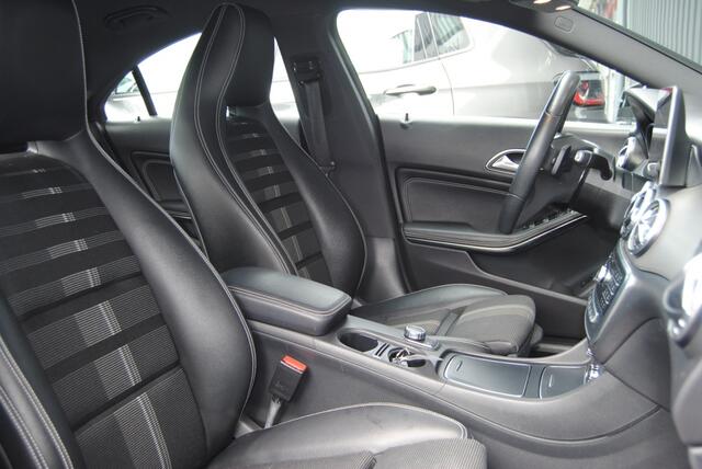 Mercedes-Benz CLA-KLASSE 180 Prestige | Stoelverwarming | Trekhaak