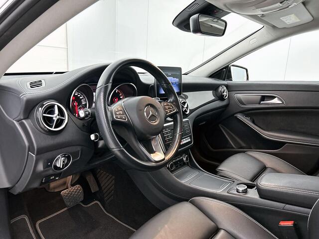 Mercedes-Benz CLA-KLASSE 180 Business Solution AMG Upgrade Edition