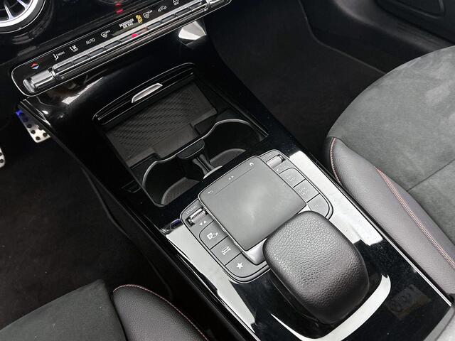 Mercedes-Benz CLA-KLASSE 250 e AMG Line
